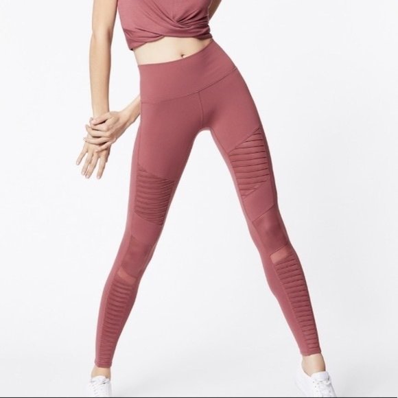 ALO Yoga Pants - NWT Alo Yoga High Rise Moto Leggings in Earth Sz M